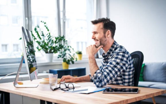 Scaunele Ergonomice de Birou: Un element esențial pentru sănătate și productivitate