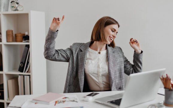 Beneficii extra salariale pentru femei: Cum poți recompensa angajatele?