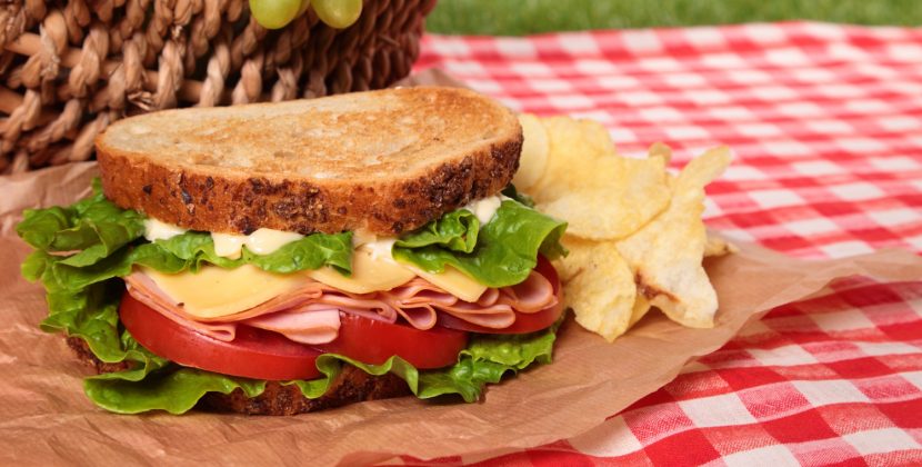 Gustări perfecte pentru picnic: idei simple și delicioase